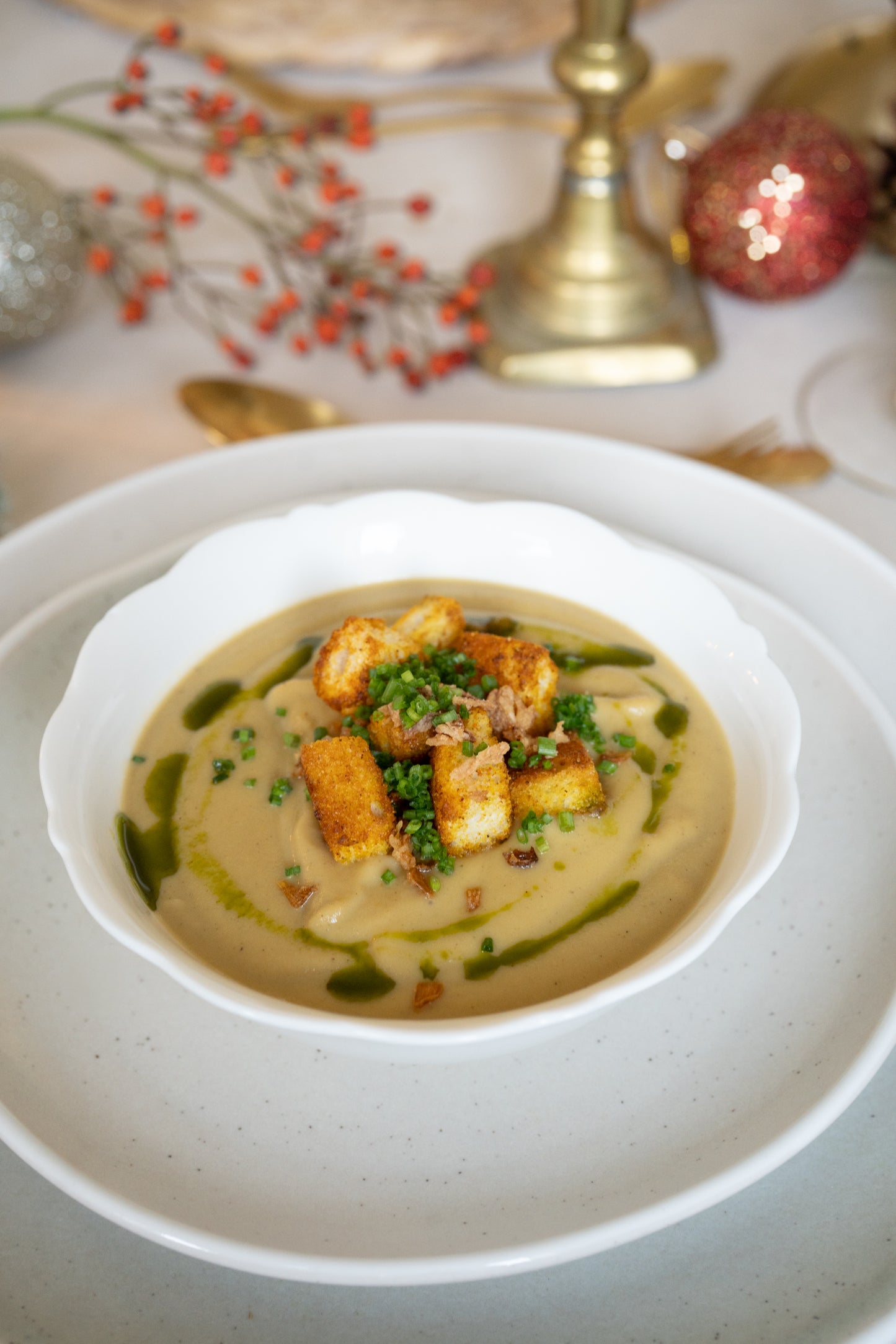 The Classic Christmas Box