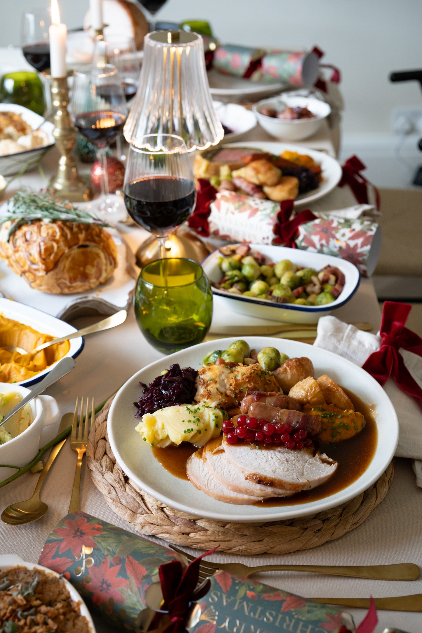 The Classic Christmas Box